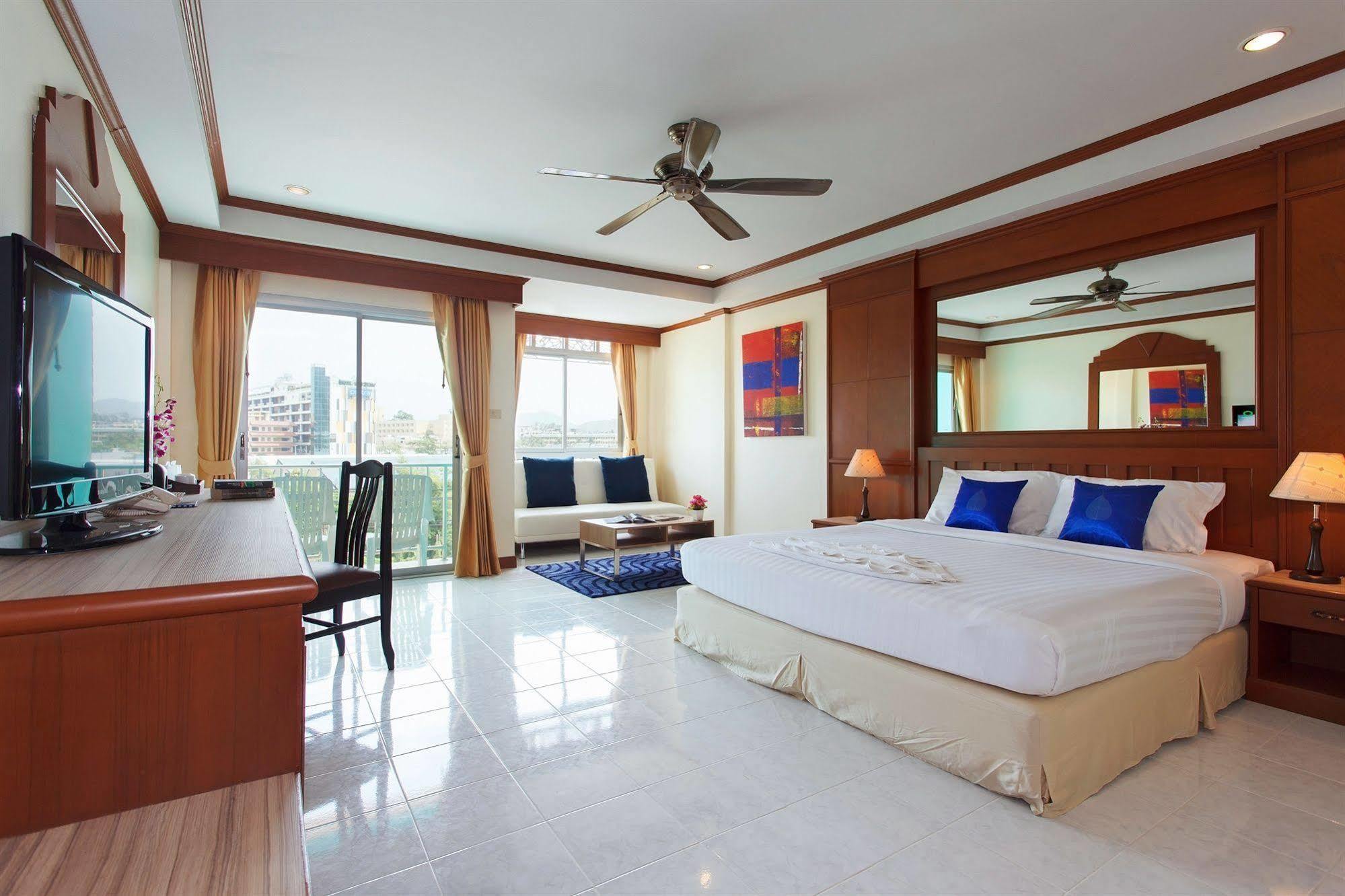 The Yim Siam Hotel Patong Exterior foto